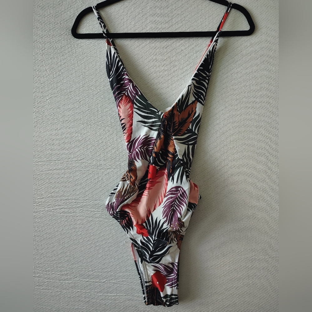 Tropical Leaf Print One-Piece Swimsuit - Multicolor
